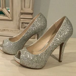 Silver sequins peep toe heels